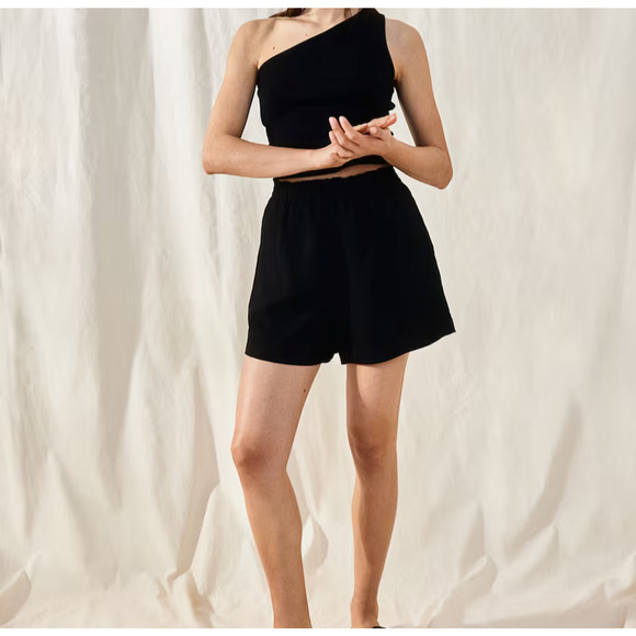 H&M Black Linen-Blend Pull-On Shorts Sz Small Relaxed Side Pockets High Waist - Picture 2 of 10